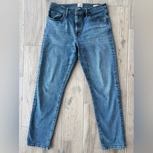 Flint and Tinder Jeans Mens Size
34 x 32 (Fits 34 x 31) Straight Fit Stretch